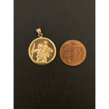 Load image into Gallery viewer, 18K Gold Pendant Jesus Christ Round 2.79 grams - Rafant
