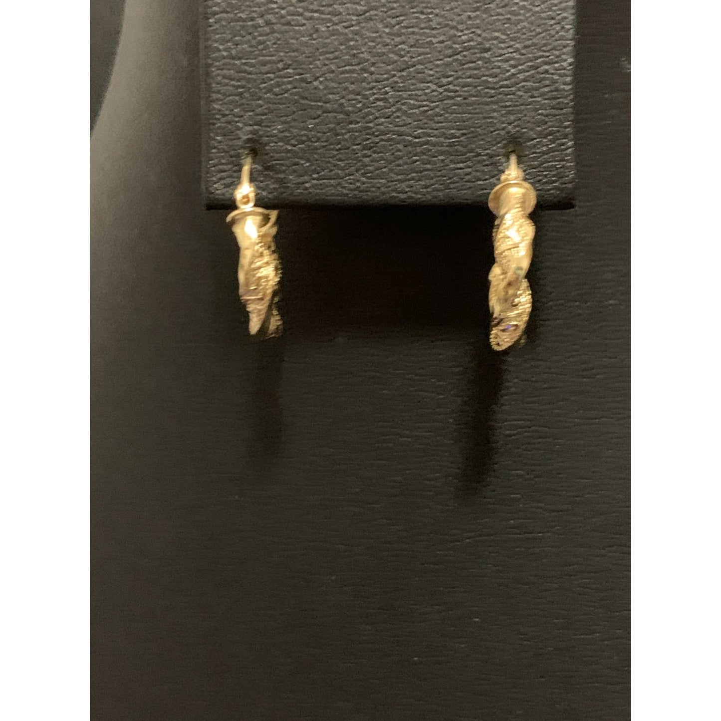 18K Gold Earrings Hoops Loops Small 1.53 grams - Rafant