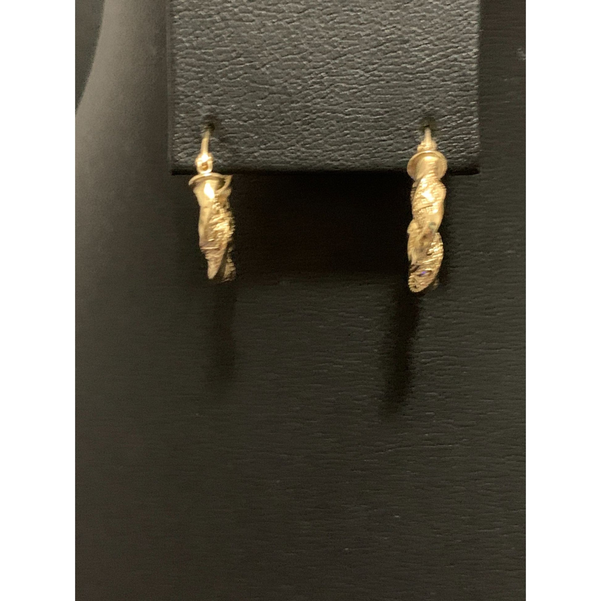 18K Gold Earrings Hoops Loops Small 1.53 grams - Rafant