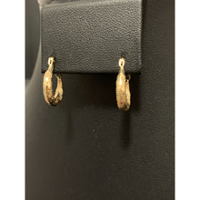 Load image into Gallery viewer, 18K Gold Earrings Hoops Loops 1.20 grams Small - Rafant

