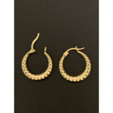 Load image into Gallery viewer, 18K Gold Earrings Hoops Loops 1.66 grams - Rafant
