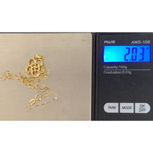 Load image into Gallery viewer, 18K Gold Necklace Box Chain 17.50&quot; with Flower Pendant - Rafant
