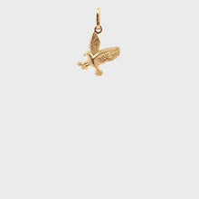 Load and play video in Gallery viewer, 18K Yellow Gold Pendant Bird Small 0.80 grams
