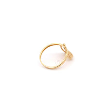 Load image into Gallery viewer, 18K Yellow Gold Ring Leaf  1.62 grams Size 4 - Rafant
