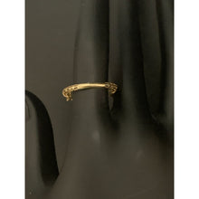Load image into Gallery viewer, 18K Gold Ring Cubic Zirconia Stones 1.19 grams Size 6.5 - Rafant
