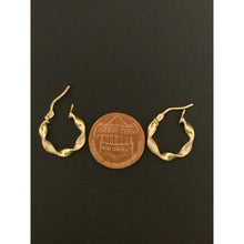 Load image into Gallery viewer, 18K Gold Earrings Hoops Loops Twist Small 1.17 grams - Rafant
