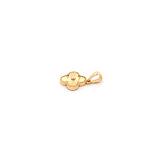 Load image into Gallery viewer, 18K  Yellow Gold Pendant Flower 1.15 grams Small - Rafant
