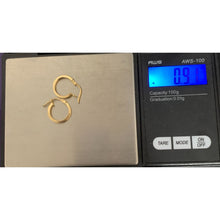 Load image into Gallery viewer, 18K Gold Earrings Hoops Loops Small 0.91 grams - Rafant
