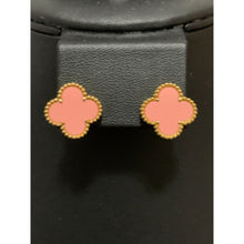 Load image into Gallery viewer, 18K Gold Earrings Pendant Clover Flower Pink Rose Quartz 3.27 grams - Rafant
