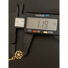 Load image into Gallery viewer, 18K Gold Necklace Chain 17.75 inches with Flower Pendant 1.66 grams - Rafant
