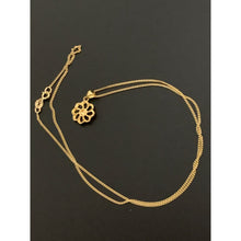 Load image into Gallery viewer, 18K Gold Necklace Chain 17.75 inches with Flower Pendant  1.65 grams - Rafant

