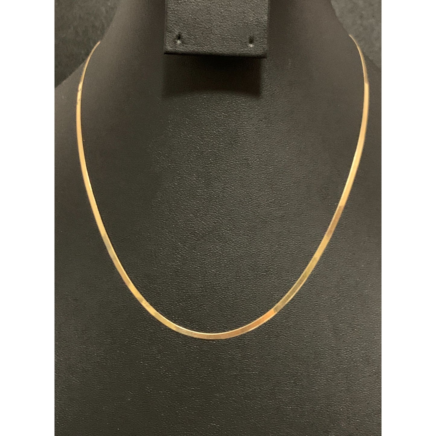 18K Gold Necklace Flat Chain 17.50 inches 4.57 grams - Rafant