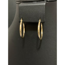 Load image into Gallery viewer, 18K Gold Earrings Hoops Loops 1.60 grams - Rafant
