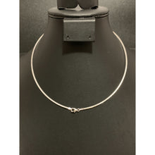 Load image into Gallery viewer, 18K Gold Necklace Omega Two Tone White Yellow Gold Soft Flexible 2.46 grams 16.50 inches - Rafant
