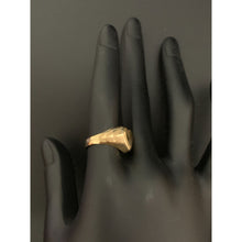 Load image into Gallery viewer, 18K Gold Ring Heart 1.20 grams Size 6.5 - Rafant
