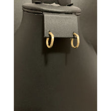 Load image into Gallery viewer, 18K Gold Earrings Hoops Loops Spiral 0.91 grams - Rafant
