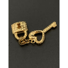 Load image into Gallery viewer, 18K Yellow Gold Pendant Heart Key - Rafant
