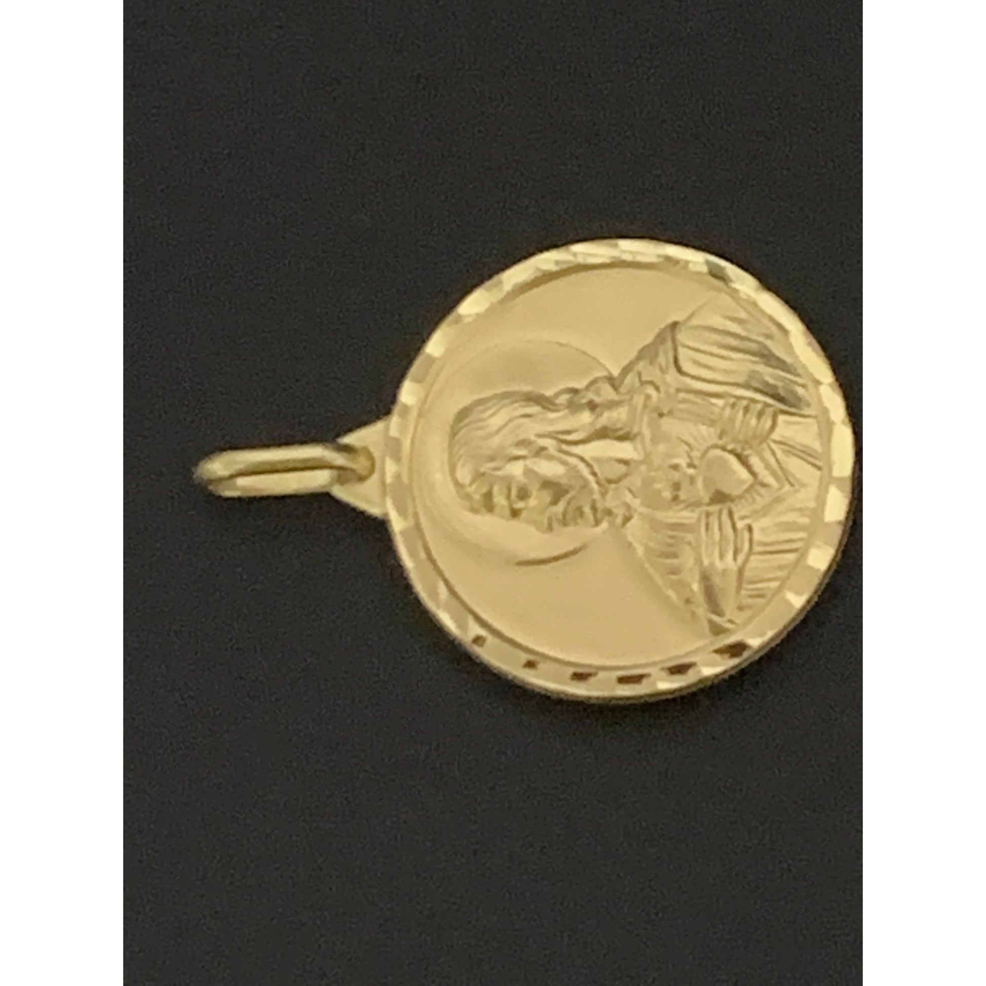 18K Gold Pendant Jesus Christ Mother Mary Child Pendant Round 6.07 grams - Rafant