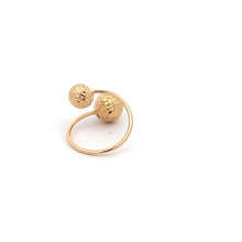 Load image into Gallery viewer, 18K Yellow Gold Ring Balls  1.23 grams Size 4.5 - Rafant
