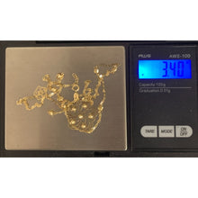 Load image into Gallery viewer, 18K Gold Necklace 16.5 inches with Flower Charm 3.40 grams - Rafant
