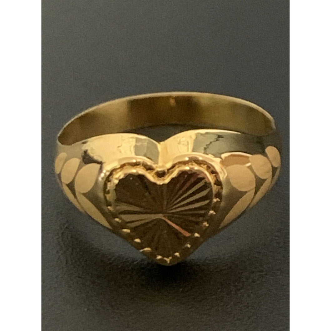 18K Gold Ring Heart 1.29 grams Size 8 - Rafant