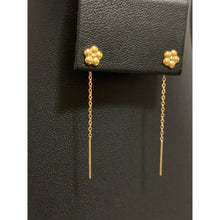Load image into Gallery viewer, 18K Gold Earrings Threader Flower Very Tiny 0.35 grams - Rafant
