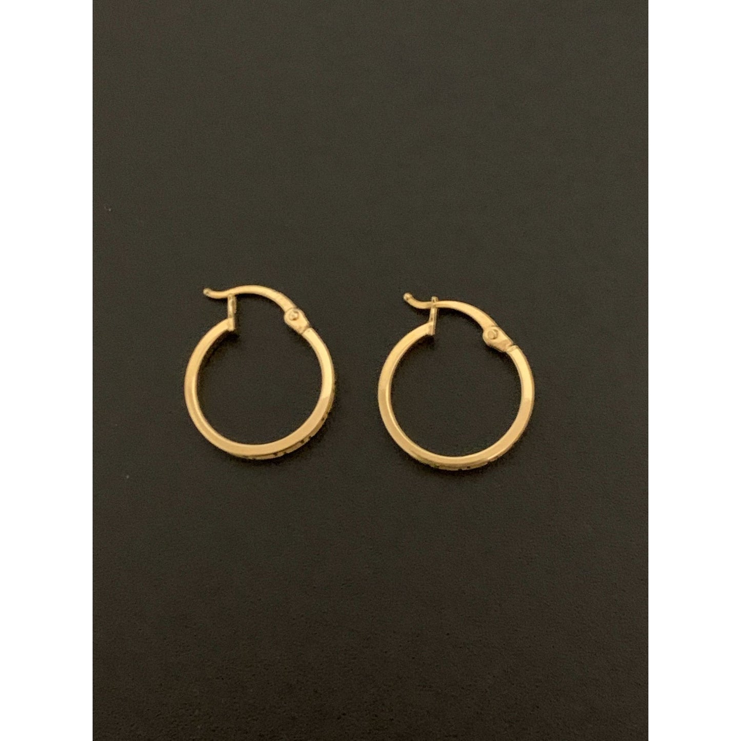 18K Gold Earrings Hoops Loops Small 1.58 grams - Rafant