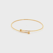 Load and play video in Gallery viewer, 18K Yellow Gold Bracelet Flexible Bangle Tiny Balls Size 6 inches
