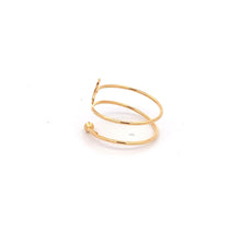 Load image into Gallery viewer, 18K Yellow Gold Ring Spiral Ribbon Ring 1.09 grams Size 7.5 - Rafant
