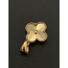 Load image into Gallery viewer, 18K Gold Pendant Flower 0.94 grams - Rafant
