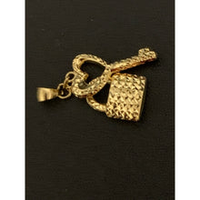 Load image into Gallery viewer, 18K Yellow Gold Pendant Heart Key - Rafant
