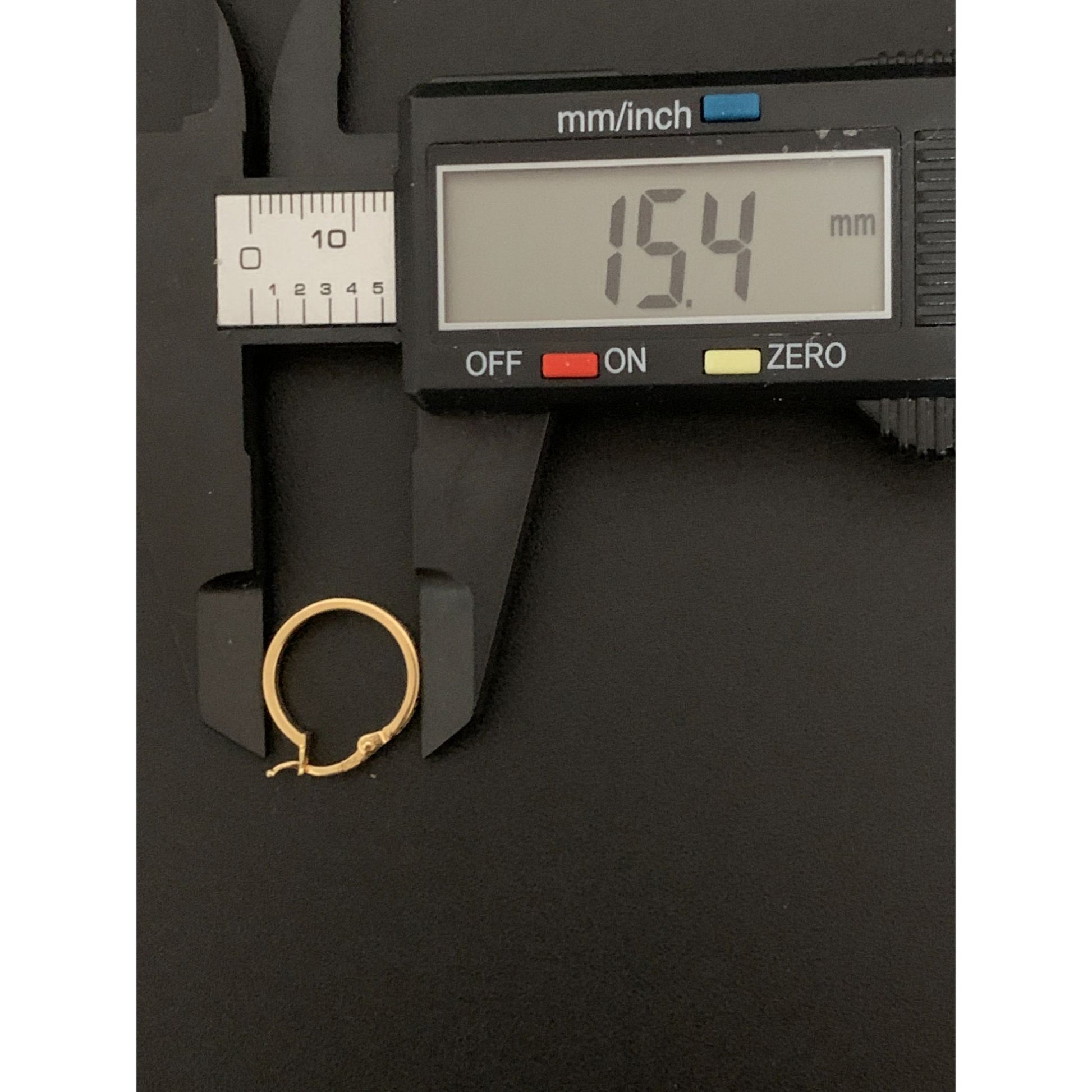 18K Gold Earrings Hoops Loops Small 1.58 grams - Rafant