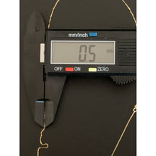 Load image into Gallery viewer, 18K Saudi Gold Necklace Box Chain 17.75&quot; with Cross Pendant 1.41 grams - Rafant
