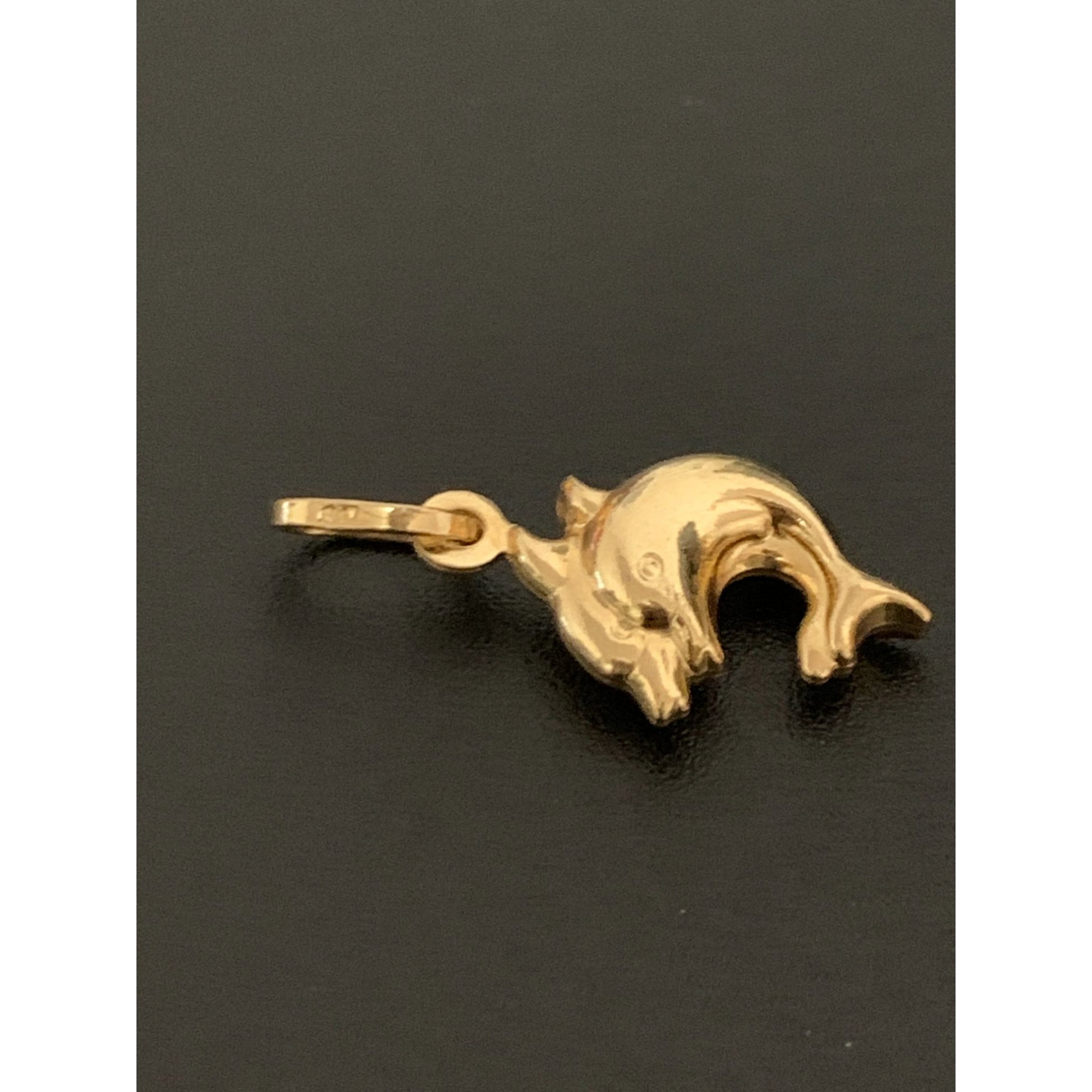 18K Gold Pendant Dolphin 1.28 grams - Rafant