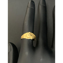 Load image into Gallery viewer, 18K Gold Ring Heart 0.74 grams Size 6 - Rafant
