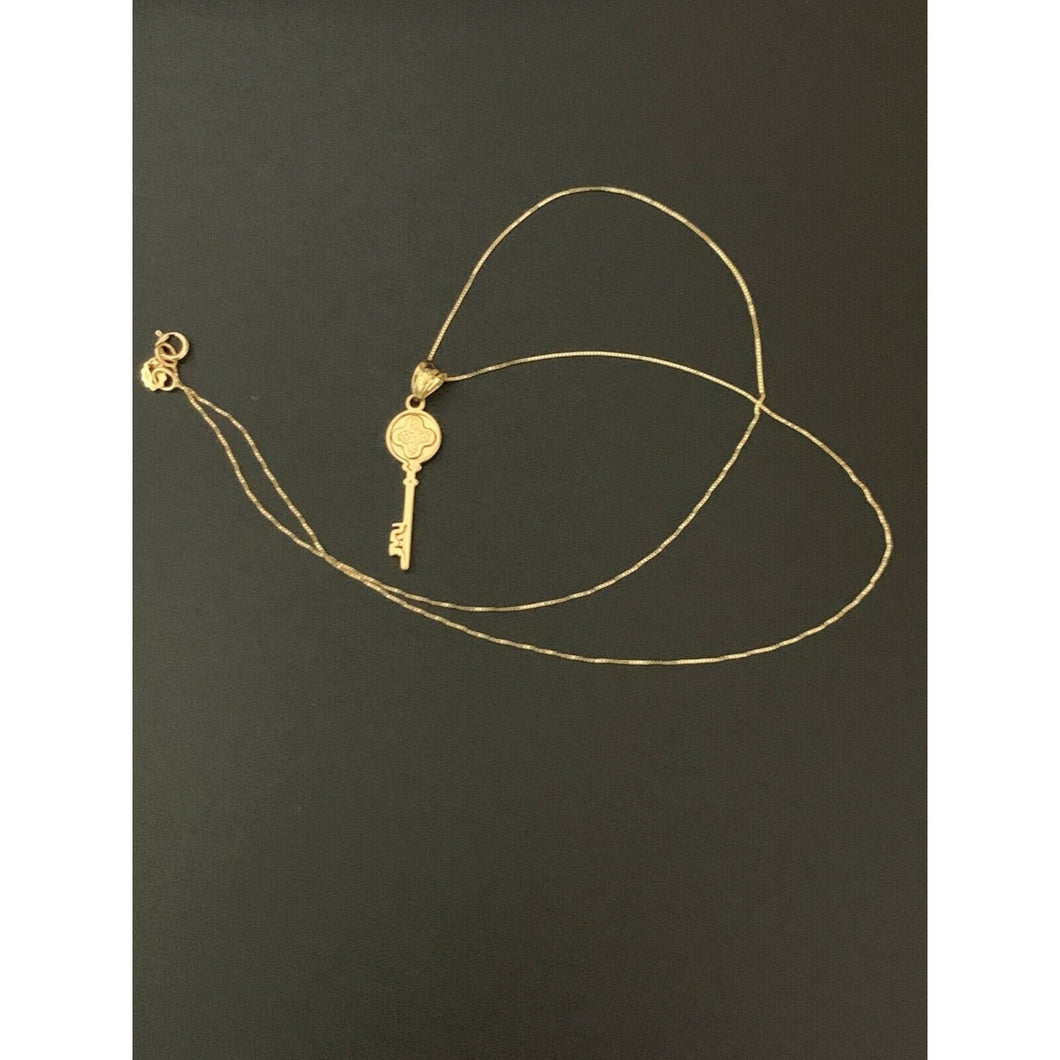 18K Saudi Gold Necklace 15.75