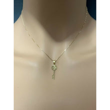 Load image into Gallery viewer, 18K Saudi Gold Necklace 15.75&quot; Chain w/ Key Pendant 1.78 grams - Rafant

