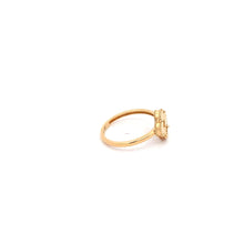 Load image into Gallery viewer, 18K Yellow Gold Ring Flower 1.49 grams Size 4.75 - Rafant
