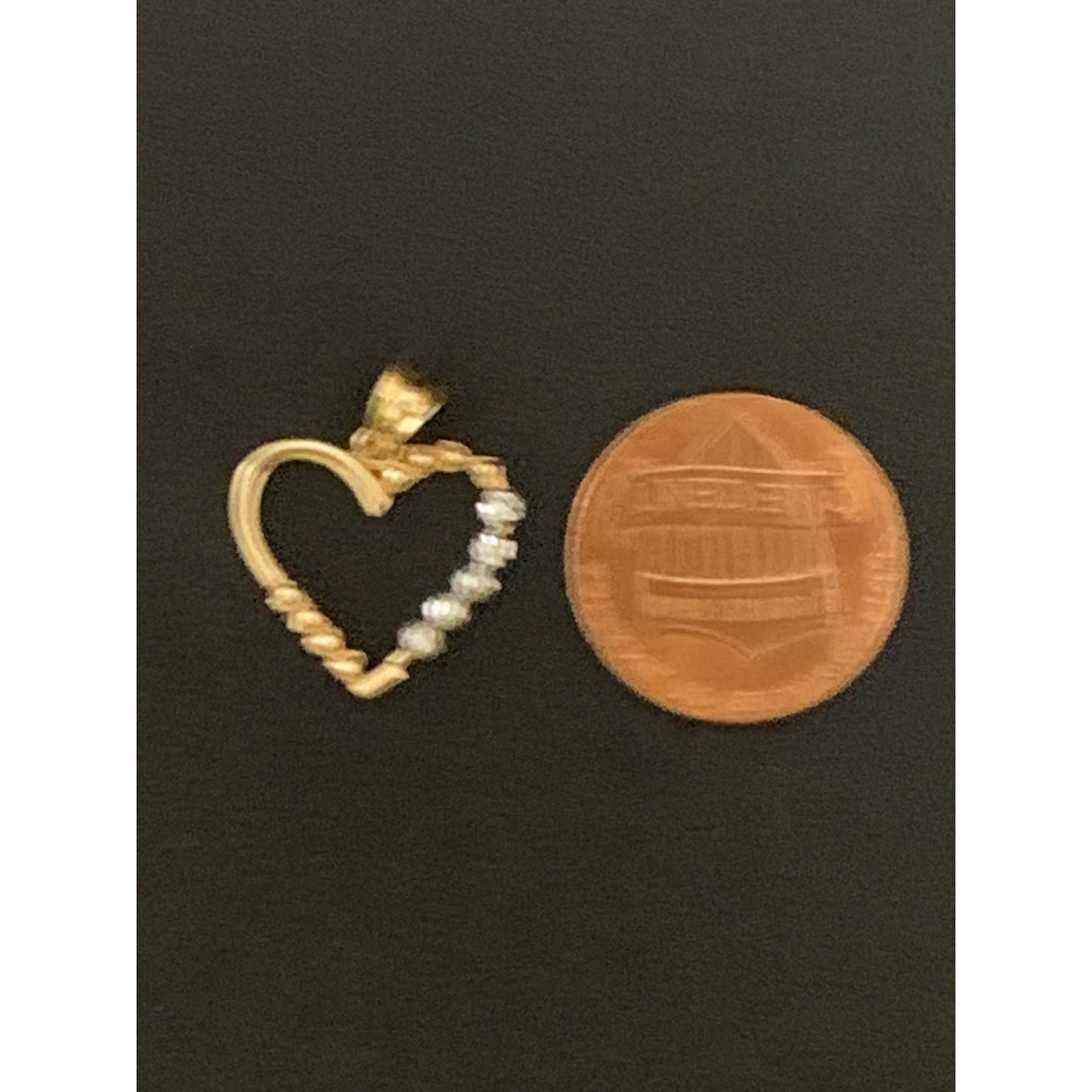 18K Gold Pendant Heart Two Tone White Yellow Gold 1.18 grams - Rafant