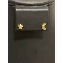 Load image into Gallery viewer, 18K Gold Earrings Stud Star Moon 1.13 grams Small - Rafant
