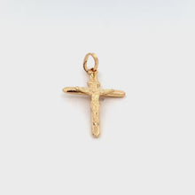 Load and play video in Gallery viewer, 18K Yellow Gold Pendant Cross Religious Jesus Christ
