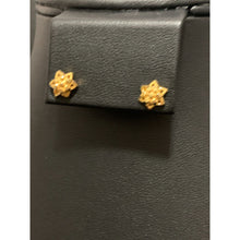 Load image into Gallery viewer, 18K Gold Stud Earrings Screw Type Star 0.41 grams - Rafant
