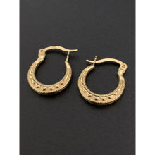 Load image into Gallery viewer, 18K Gold Earrings Hoops Loops 1.08 grams Small - Rafant
