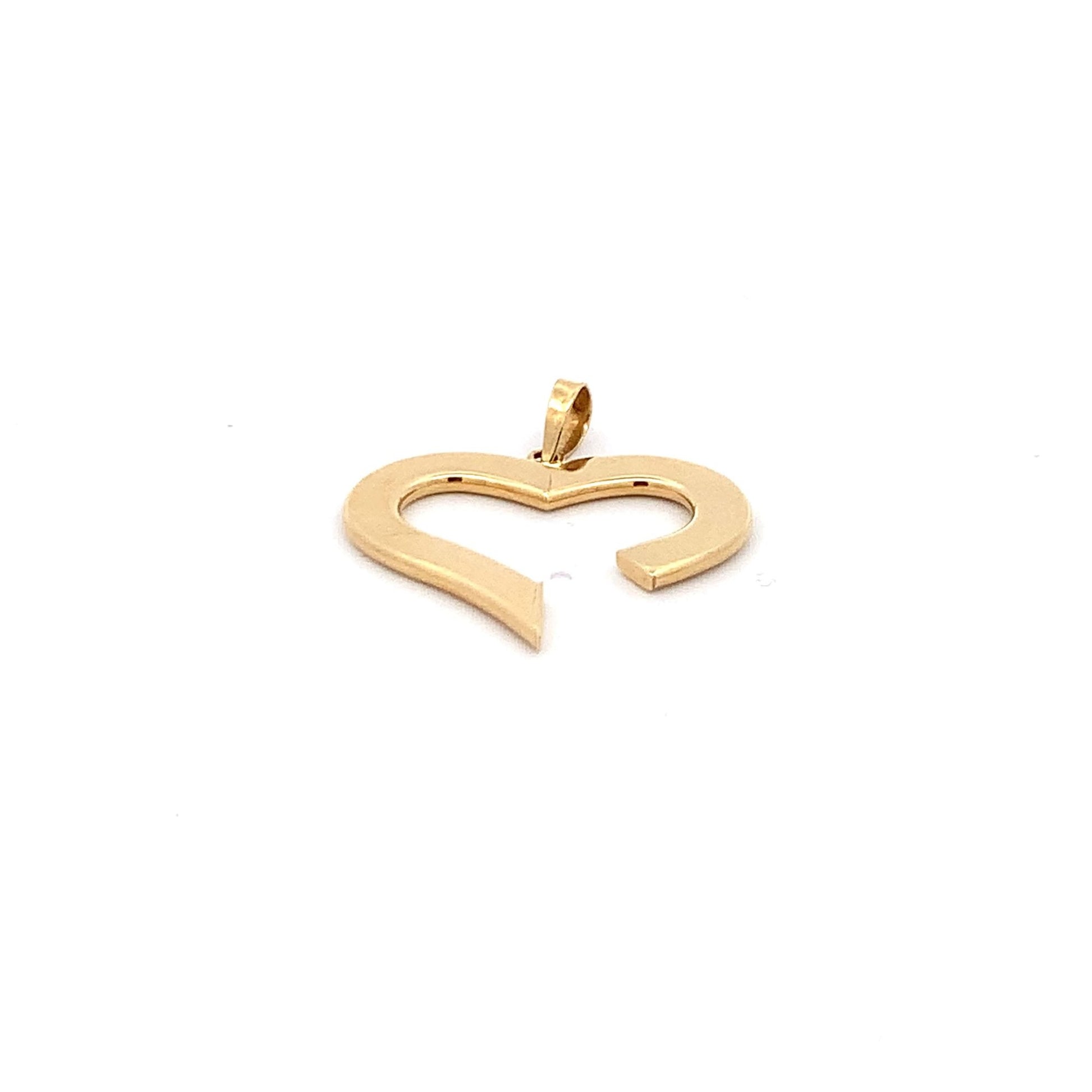 18K Yellow Gold Pendant 1.65 grams with Defects - Rafant