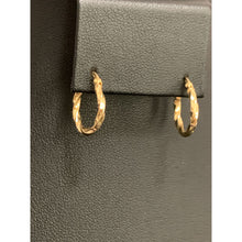 Load image into Gallery viewer, 18K Gold Earrings Hoops Loops Small 0.80 grams - Rafant
