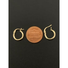 Load image into Gallery viewer, 18K Gold Earrings Hoops Loops Small 0.88 grams - Rafant
