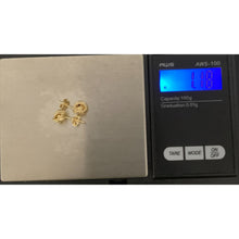 Load image into Gallery viewer, 18K Gold Earrings Stud Knot 1.18 grams - Rafant
