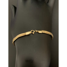 Load image into Gallery viewer, 18K Gold Bracelet Soft Flexible Bangle 6.75 inches 1.77 grams - Rafant
