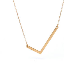 Load image into Gallery viewer, 18K Yellow Gold Necklace Chain Pendant Letter L 1.72 grams 18.75 inches - Rafant
