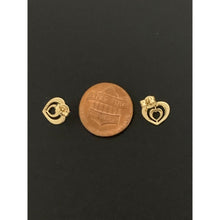 Load image into Gallery viewer, 18K Gold Earrings Stud Heart 1.10 grams - Rafant
